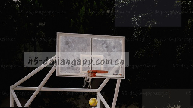 手写字体二维码旁，邮箱与电话并排。